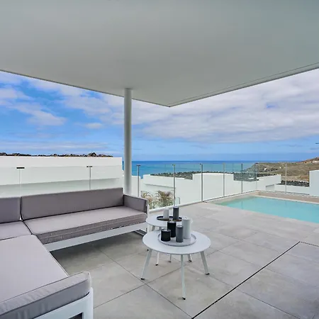 Estandar 6 - Casangular By Upper فيلة أذيخي